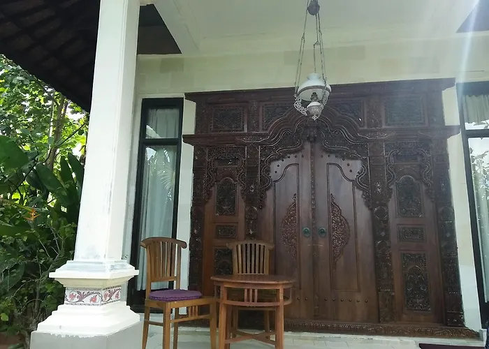 Rumah Rose 2*